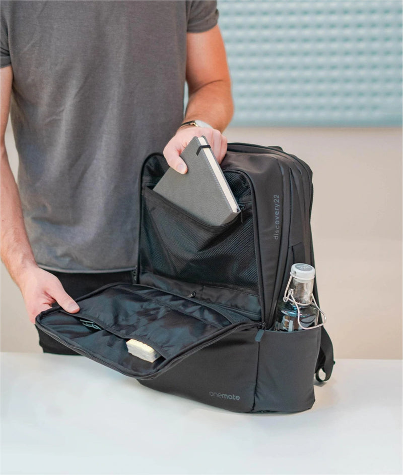 BackPack Pro - Mochila Estilosa e Espaçosa (+ Brinde Garrafa Térmica 1 Litro!)